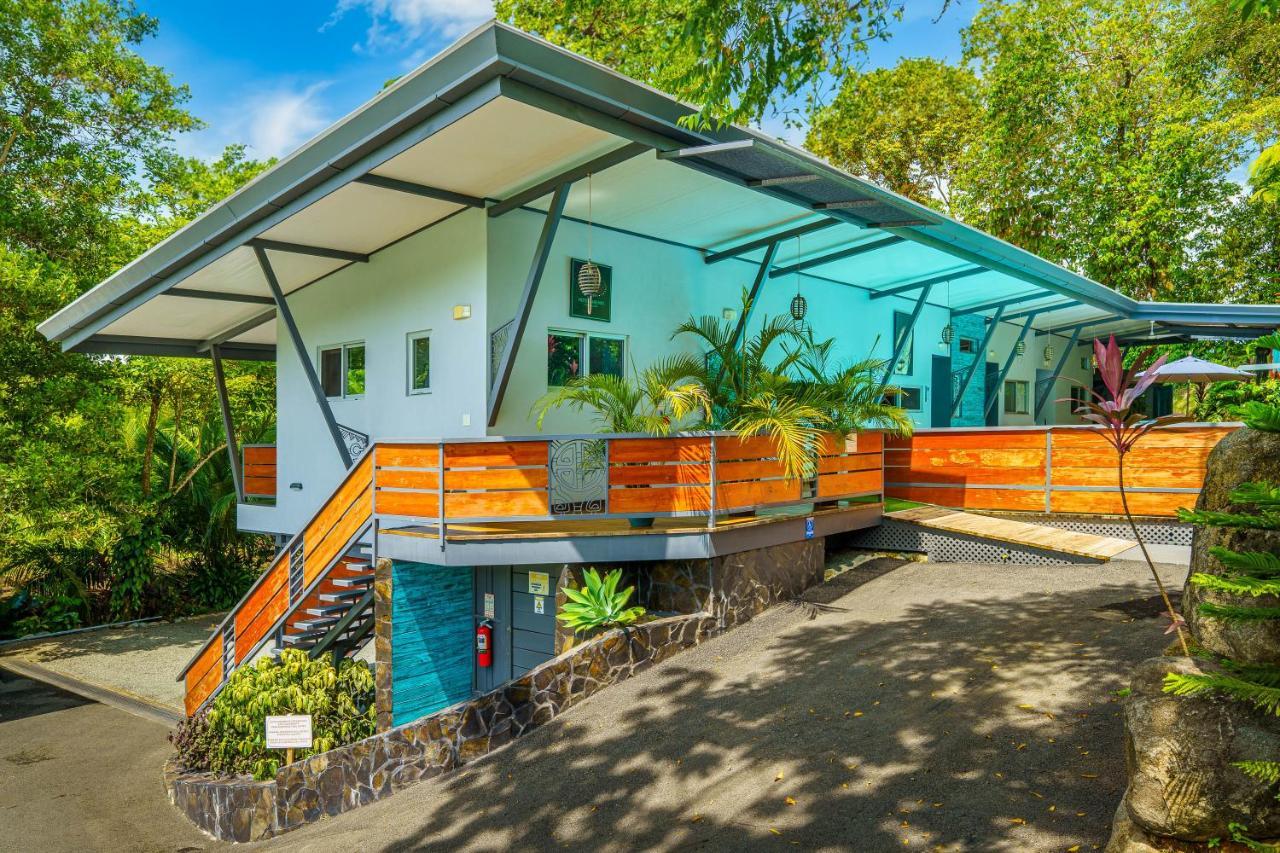 Hotel Faremiti Uvita Exteriör bild
